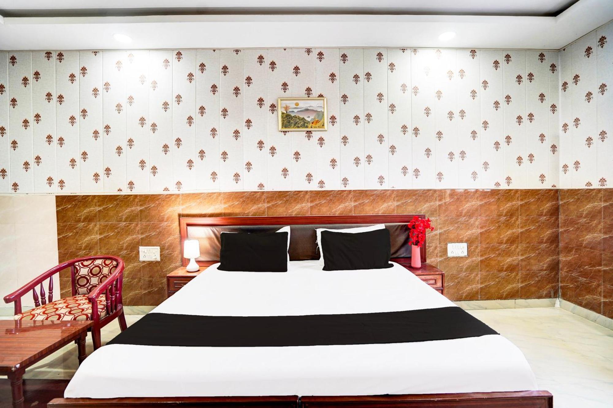 Hotel O Nova Resorts & Luxury Farm Raebareli Kültér fotó